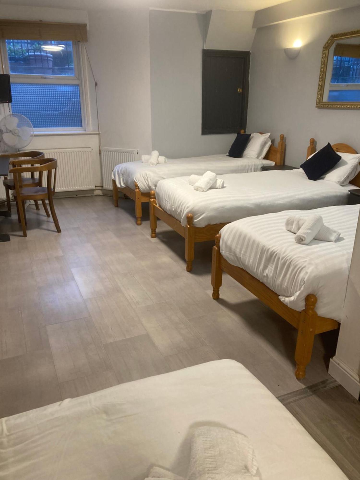 Abingdon Lodge & Suit Ryde  Εξωτερικό φωτογραφία